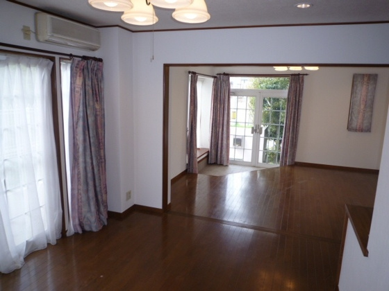 居間&nbsp;