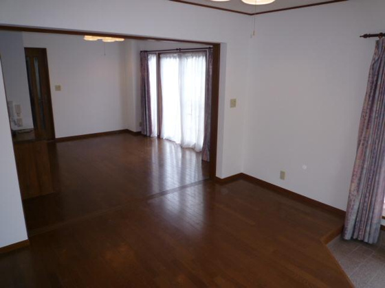 居間&nbsp;