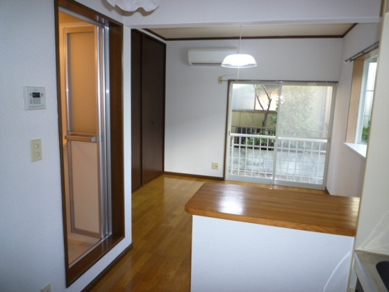 居間&nbsp;