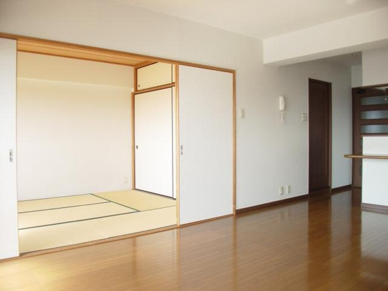 居間