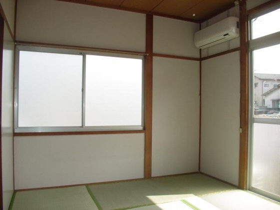 居間&nbsp;