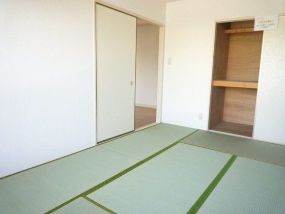 居間&nbsp;