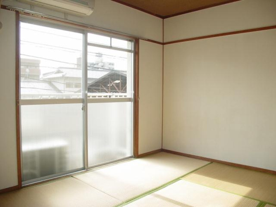 居間