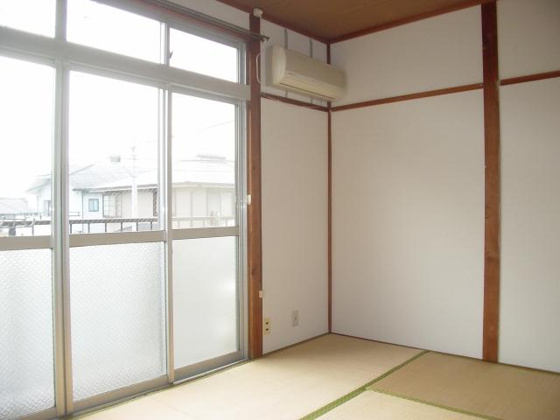 居間&nbsp;