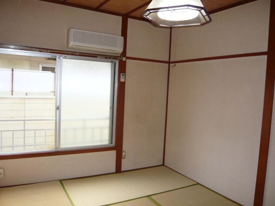 居間&nbsp;