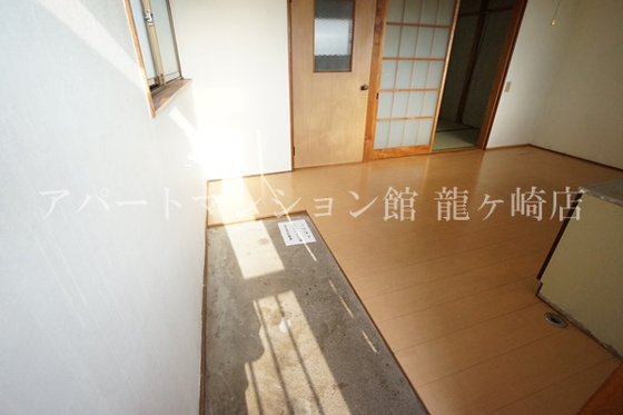 居間&nbsp;