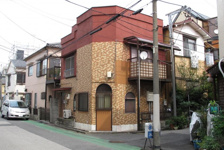 角地で駅からほど近いの画像１