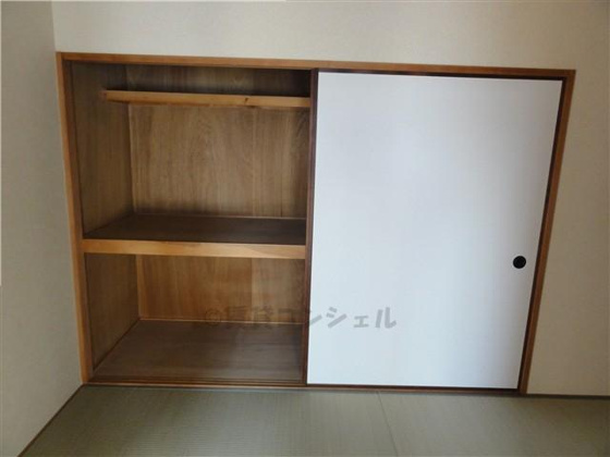 収納&nbsp;和室収納。