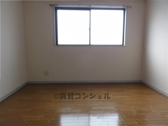 洋室&nbsp;真ん中洋室です。
