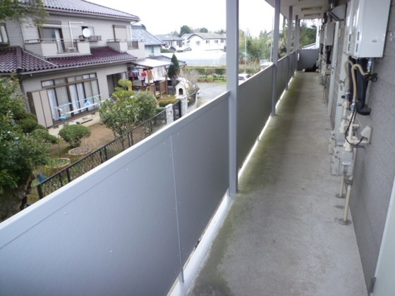 居間&nbsp;