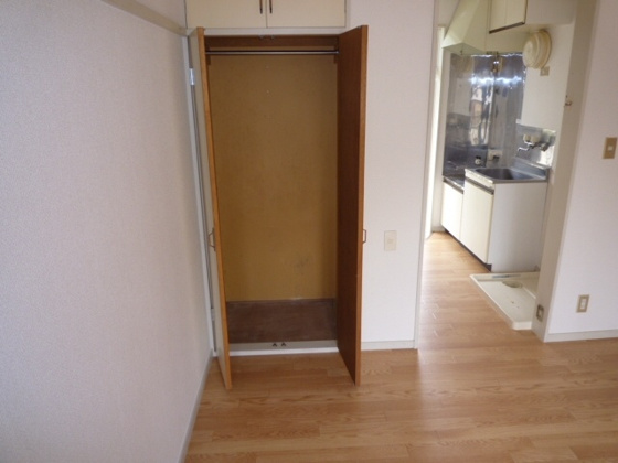 居間&nbsp;