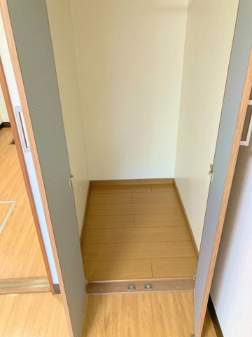 内装&nbsp;調理スペースもある大きめキッチン