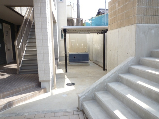 居間&nbsp;