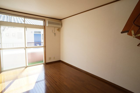 居間&nbsp;