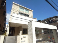 目黒区下目黒６丁目 戸建の画像１