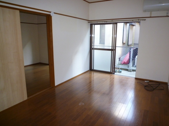 居間