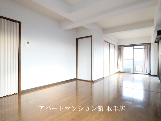 居間&nbsp;
