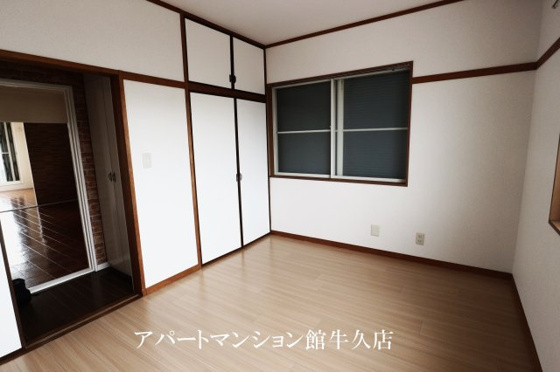 内装&nbsp;
