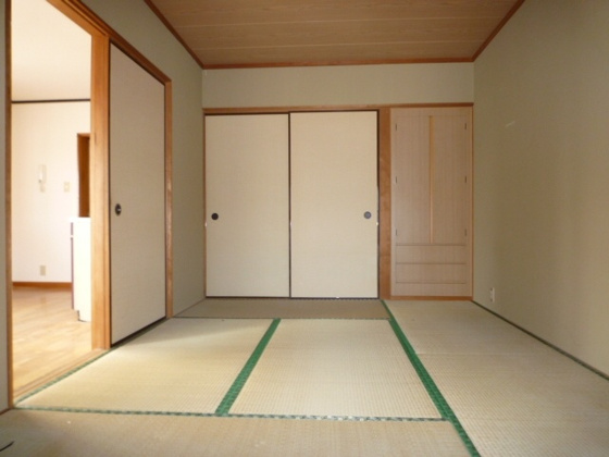 内装&nbsp;
